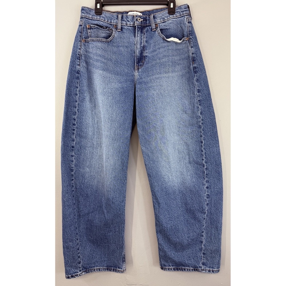 Abercrombie & Fitch Barrel Leg Jeans Women's 31 High Rise Medium Wash Blue Denim